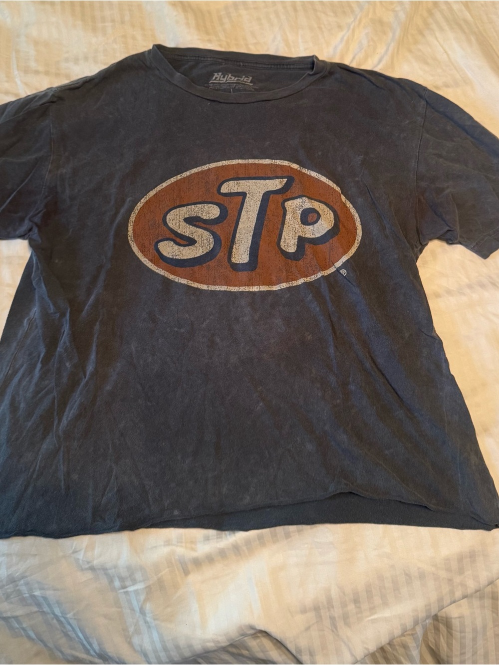 Vintage-style STP Racing Graphic Croped-ish Tee w/ Raw Hem Size L